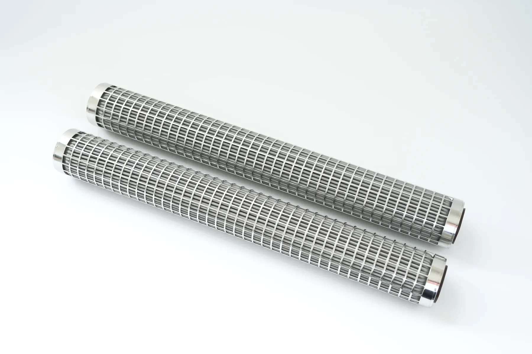 SS pleated mesh filter cartridge showing pleated construction