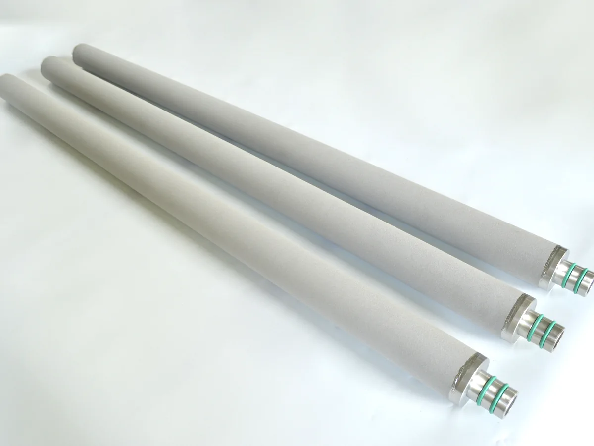 SS Sintered Powder Filter Element cartridges at an angle