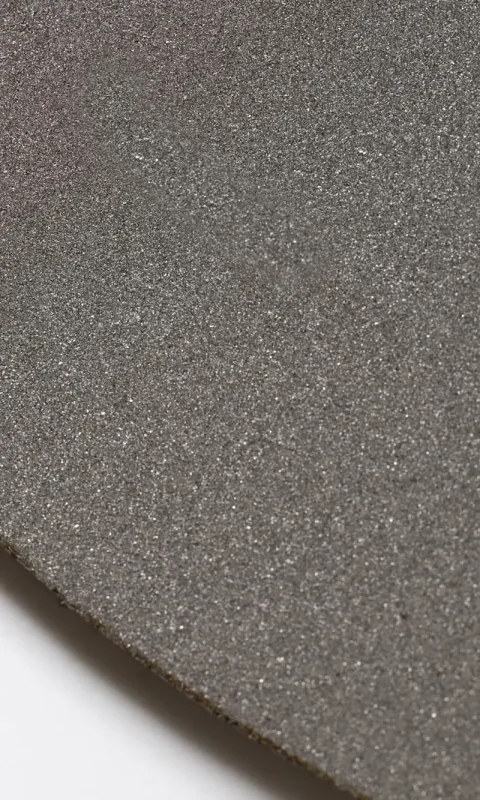 Stainless steel and titanium sintered porous disc texture for water treatment