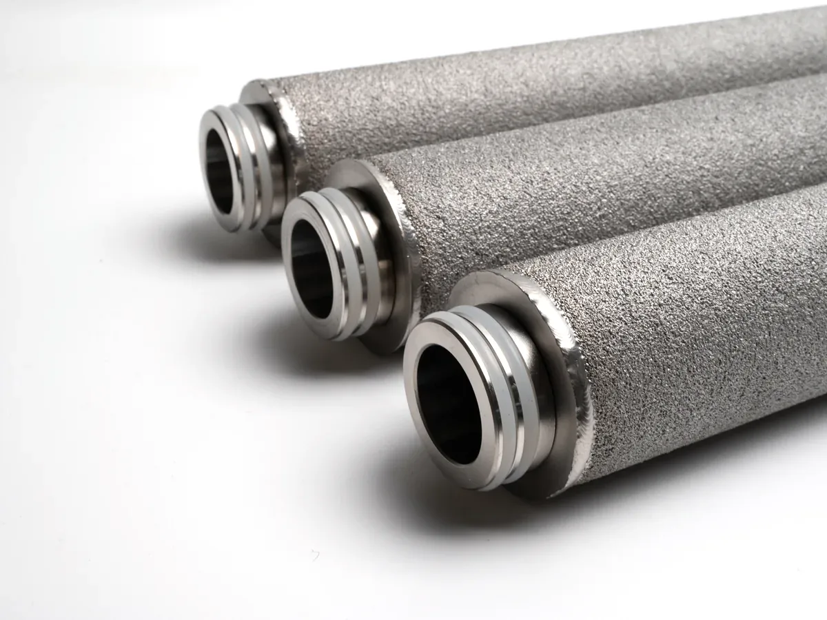 Titanium Sintered Powder Filter Element threaded fitting detail